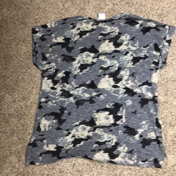 Top - Picture 3 of 3